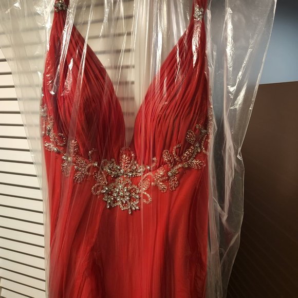 PROM DRESS - Picture 4 of 5